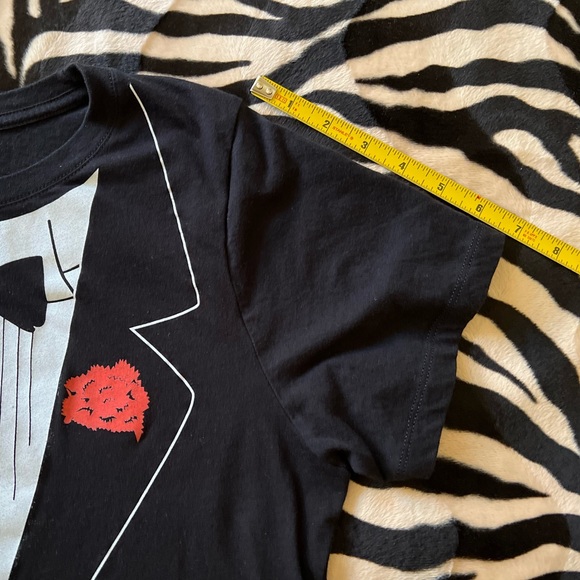 Mighty Fine Hot Topic Tuxedo Design Short Sleeve Black T-Shirt - Y2K/Prom - XL - Picture 10 of 13